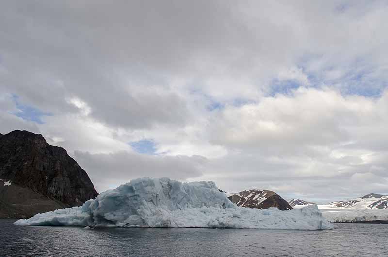 53 - Noruega - islas Svalbard - isla de Spitsbergen - fiordo Hornsund